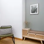 Easylife - Eleganza E Comfort In Loreto