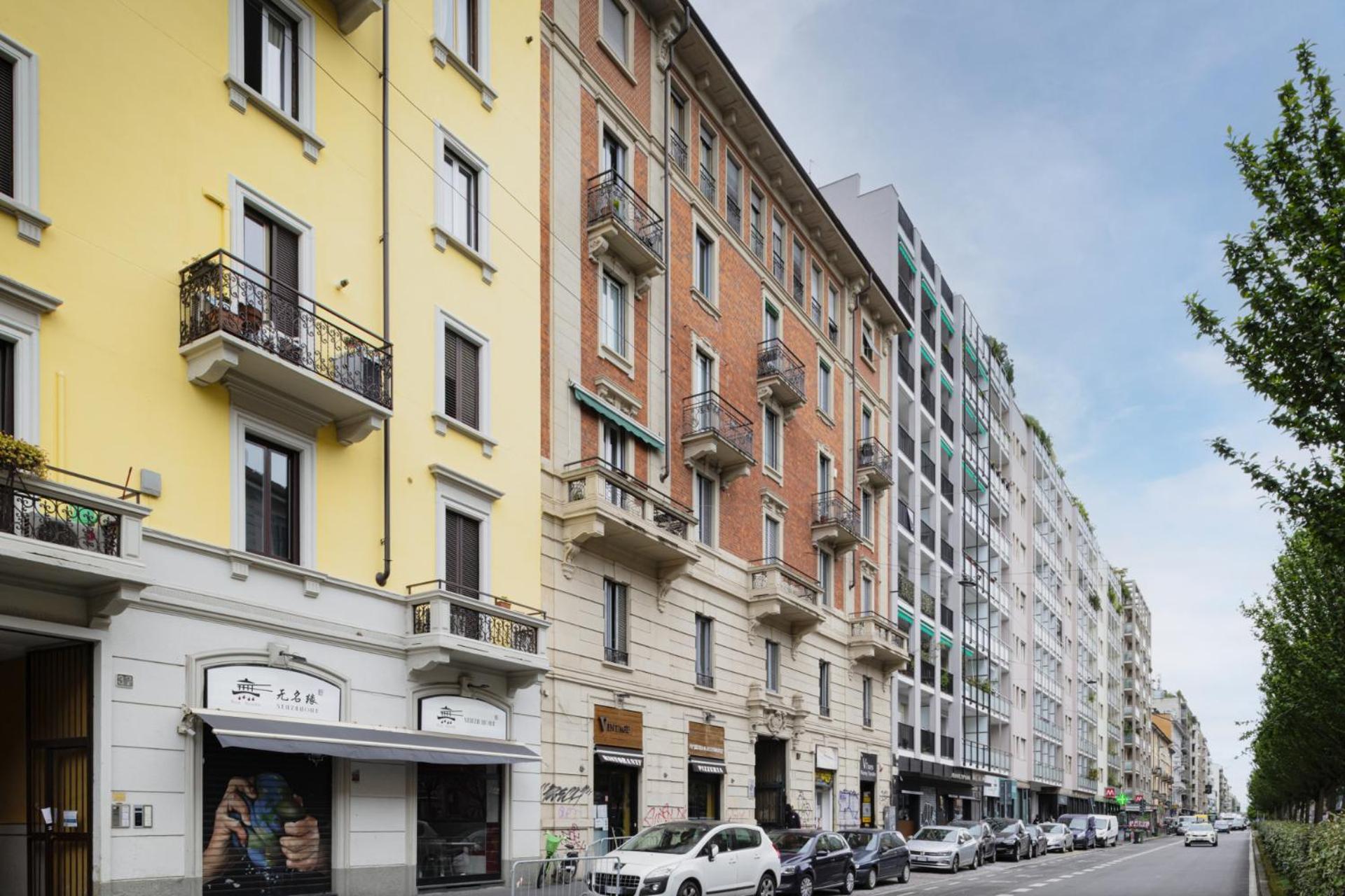 Easylife - Eleganza E Comfort In Loreto Milan